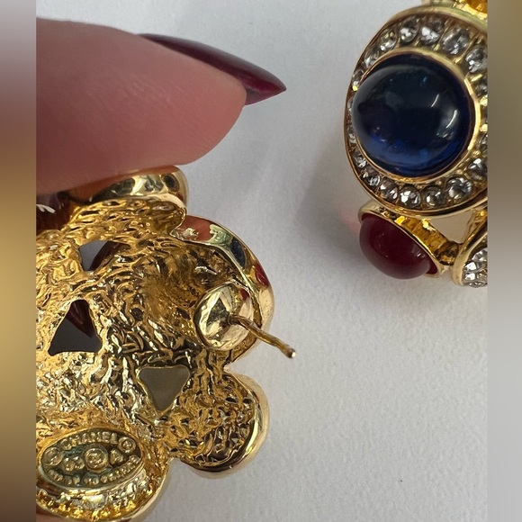 CHANEL gemstone Earrings 1993 - Picture 5 of 9